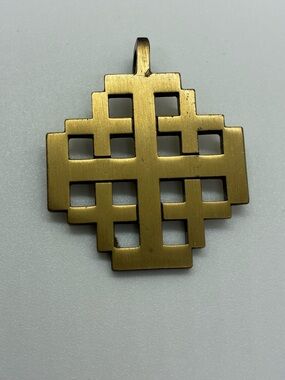 Vintage Terra Sancta Guild Israel Jerusalem Cross Pendant